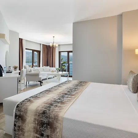 Hotel Elite 4*